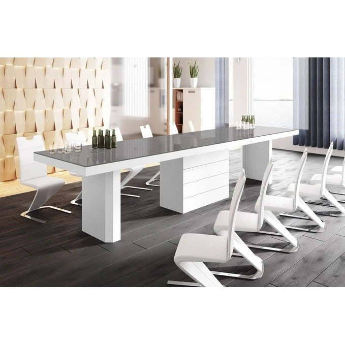 Table à manger extensible moderne laquée avec rallonges intégrées