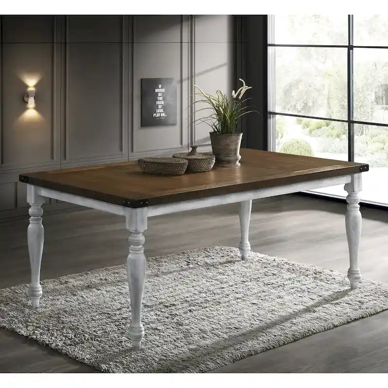 Table de salle à manger en chêne blanc rustique avec pieds tournés au fini vieilli