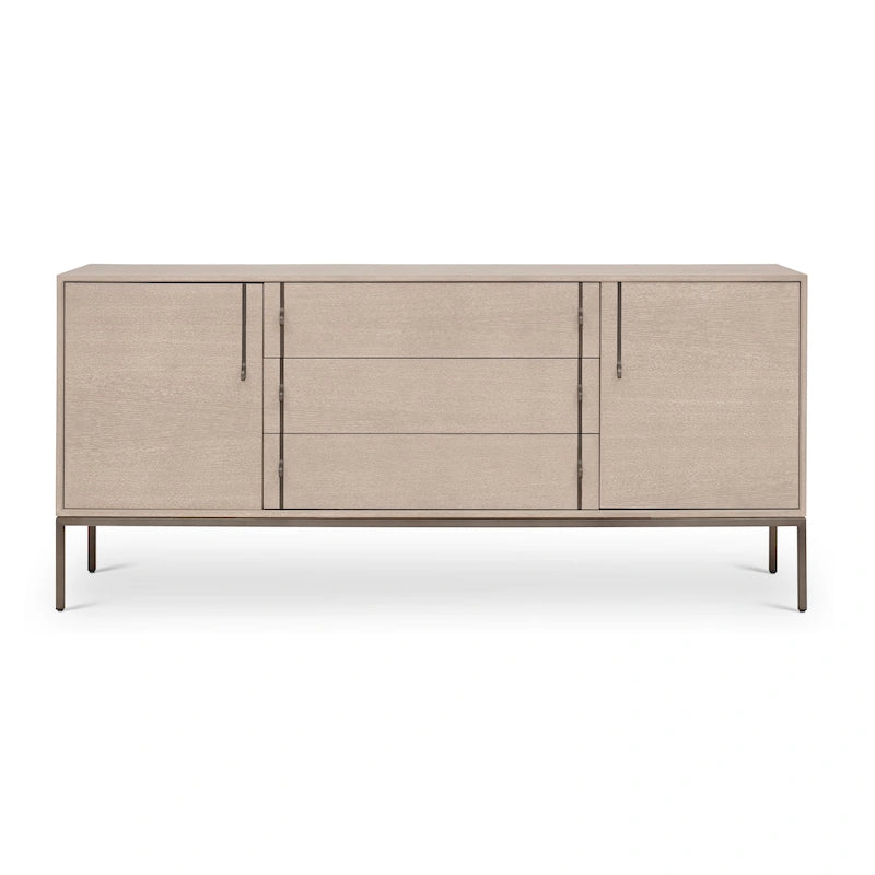 Buffet moderne en placage de chêne avec portes à fermeture amortie et tiroirs de rangement