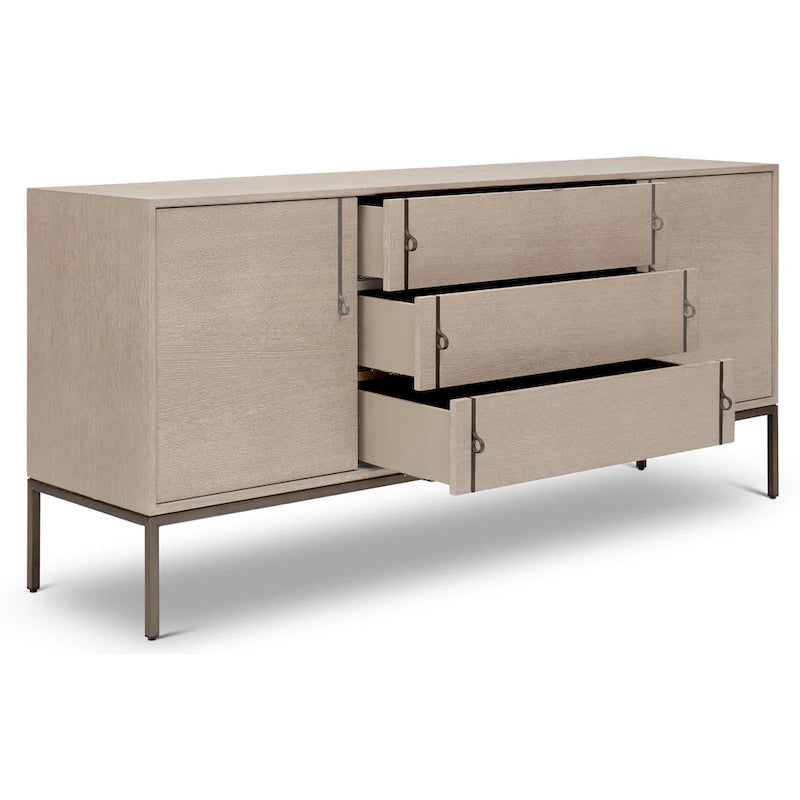 Buffet moderne en placage de chêne avec portes à fermeture amortie et tiroirs de rangement