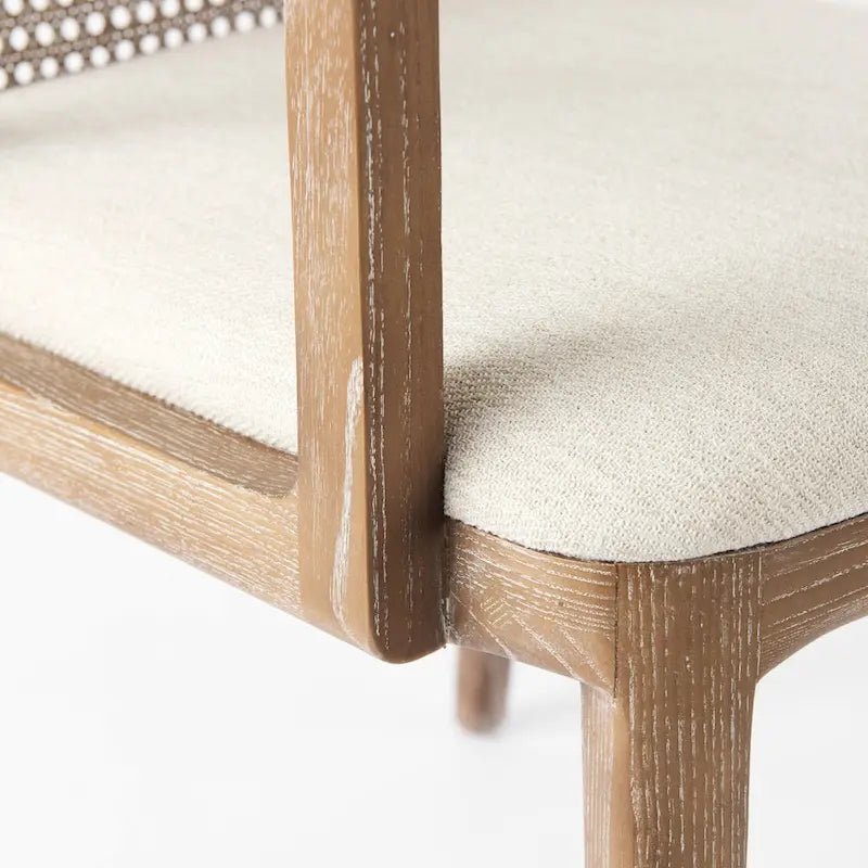 Chaise de salle à manger mi-siècle, cadre en bois massif, dossier en cannage, assise en tissu crème