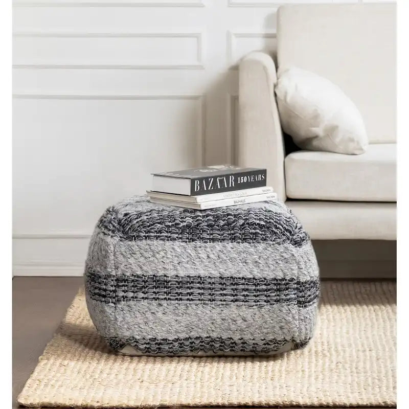 Pouf ottoman carré bohème élégant, tissé main à rayures grises, 60 cm, repose-pieds